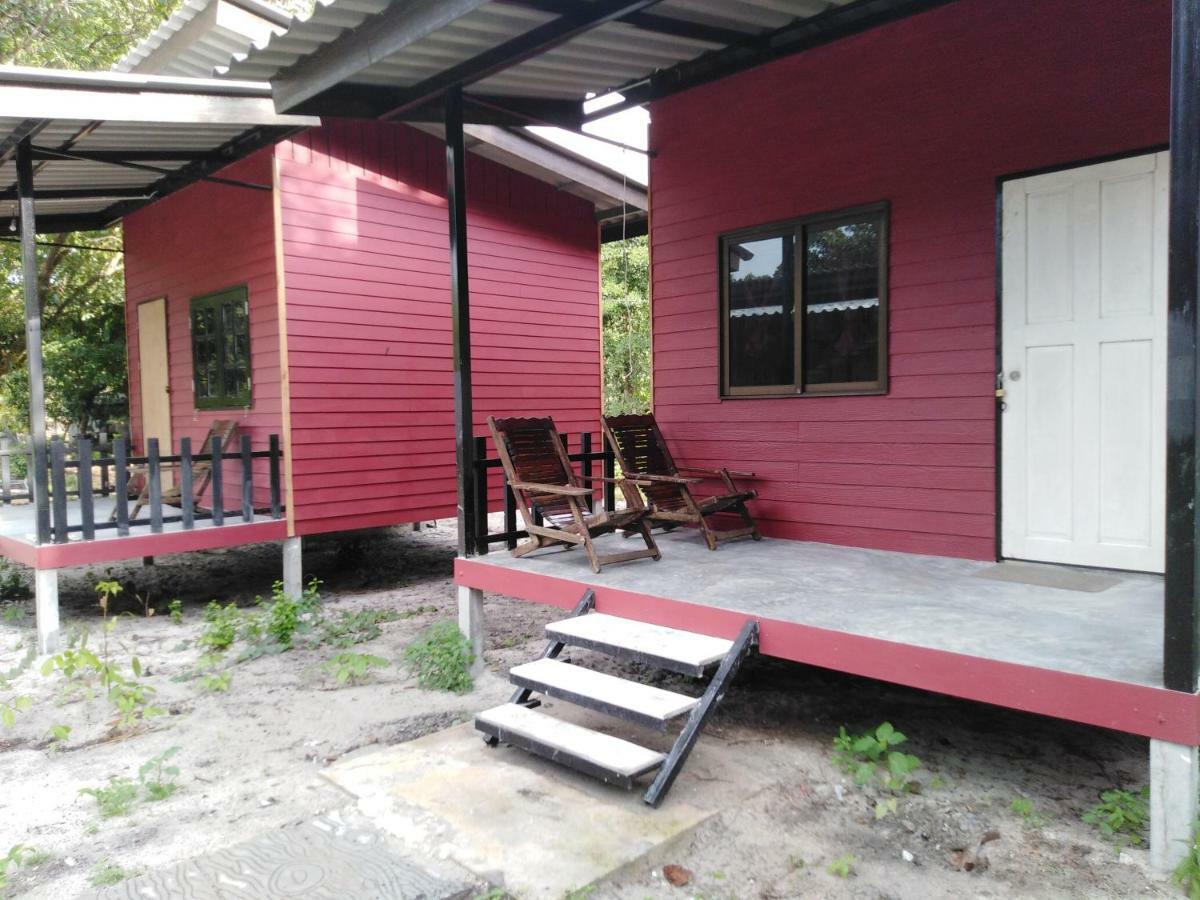 Phayam Hostel Koh Phayam Exterior foto